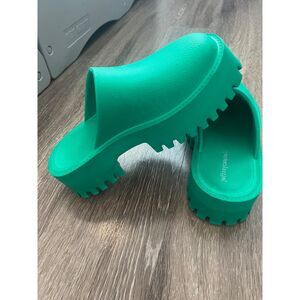Jeffrey Campbell Green Clog/Mules Platform Lugged Sole Size 7